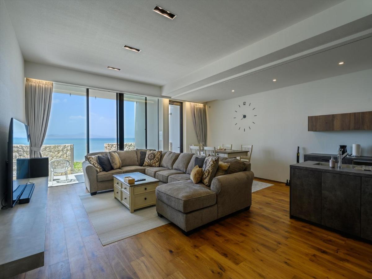 Onna Resort นาโงะ ภายนอก รูปภาพ
